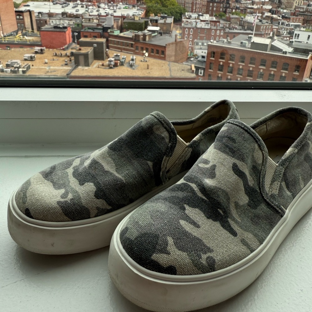 Steve Madden Camouflage Slip-On Women's Sneakers